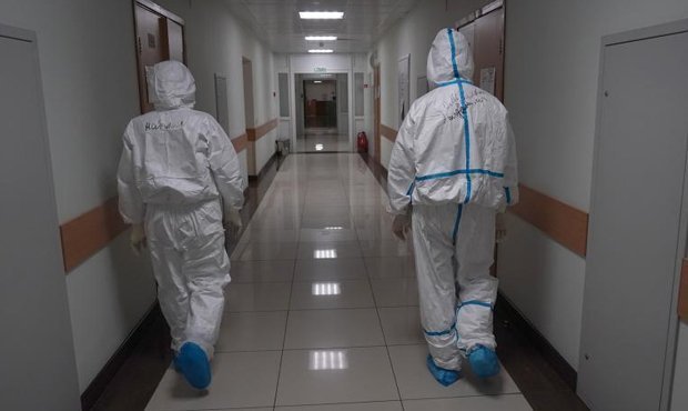 Вирусолог спрогнозировал вторую волну коронавируса в России на октябрь-ноябрь