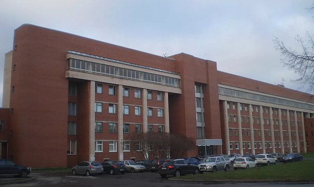 Петербургские депутаты объявили благодарность главе госпиталя, где коронавирусом заразились более 300 человек