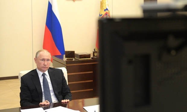 Президент пообещал врачам дополнительные выплаты за работу с коронавирусными пациентами