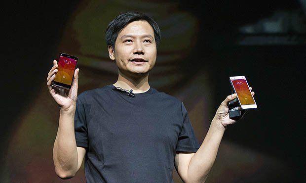 Основателя компании Xiaomi раскритиковали за использование iPhone