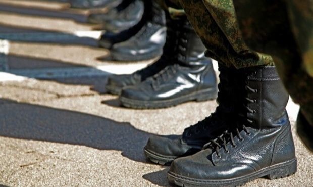 Два солдата-срочника вернулись в Петербург из Украины после жалобы матери одного из них
