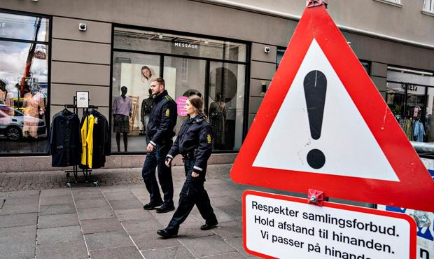 В Дании, где от коронавируса привили больше 80% граждан, вернули карантинные ограничения