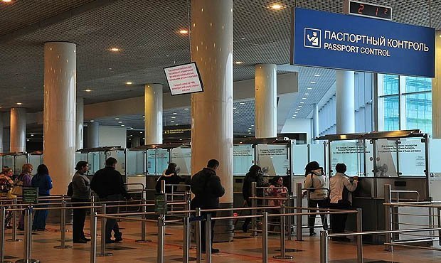 В аэропорту «Домодедово» пограничники без причины задержали 46 граждан Израиля