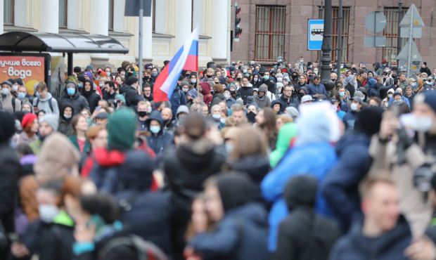 На акциях солидарности с Алексеем Навальным задержали не менее тысячи человек