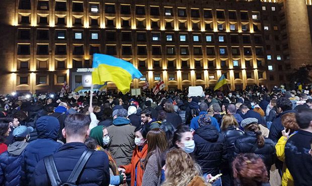 В Грузии прошел протестный митинг из-за решения властей не вводить санкции против России