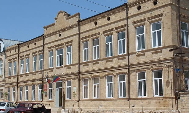 Руководство Дербентской горбольницы наказали за размещение больных медсестер в комнате для хранения белья