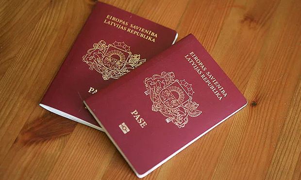 В Латвии депутаты разрешили лишать гражданства за одобрение спецоперации в Украине