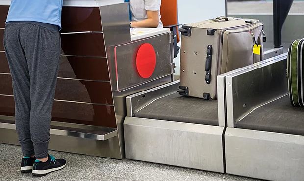 Авиакомпании перед полетом будут взвешивать пассажиров вместе с их багажом