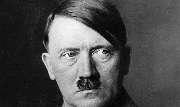 СКР возбудил уголовное дело по факту публикации на сайте «Бессмертного полка» фотографий Гитлера и Гиммлера
