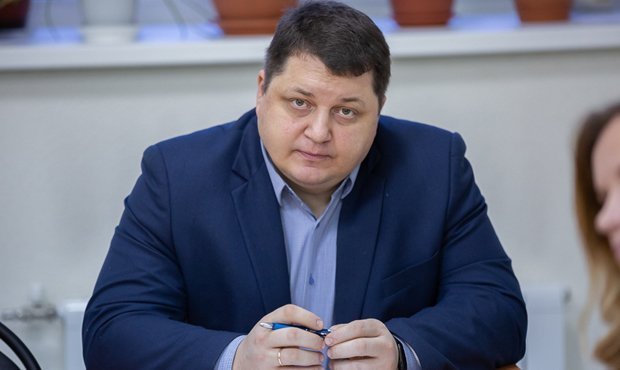 Главу Минздрава Архангельской области, который отменил доплаты врачам, отправили в отставку