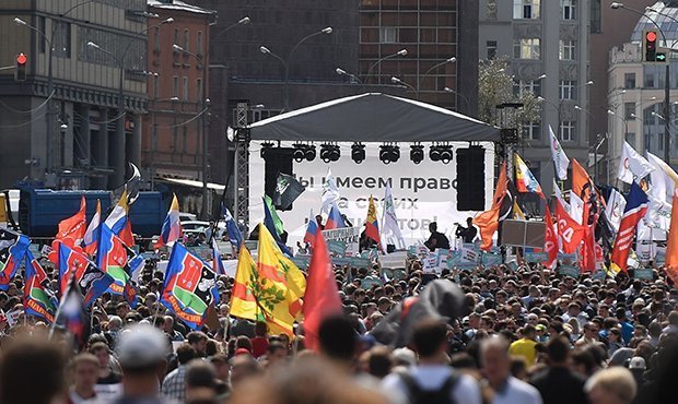 Организаторов согласованного протестного митинга 10 августа вызвали в полицию