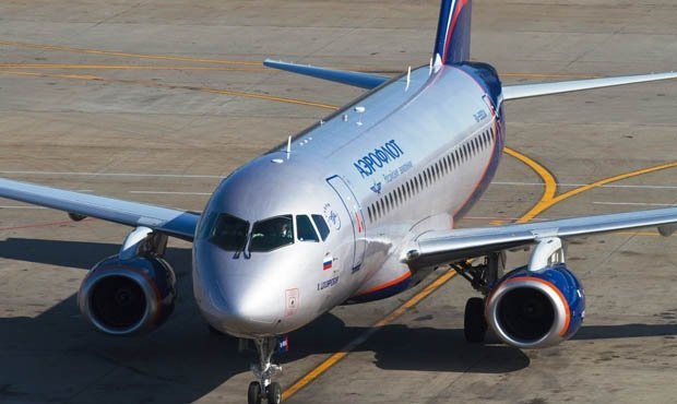 В «Шереметьево» совершил экстренную посадку самолет SSJ100 из Ростова