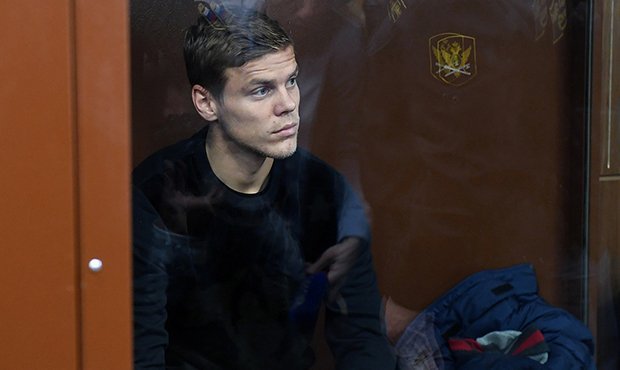 Футболисты Павел Мамаев и Александр Кокорин выйдут из колонии по УДО