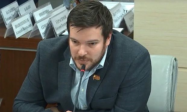 Депутата Мосгордумы Дмитрия Локтева исключили из КПРФ