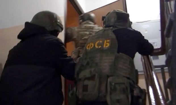 Сотрудники ФСБ задержали сторонника ИГИЛ за вербовку студентов московского вуза
