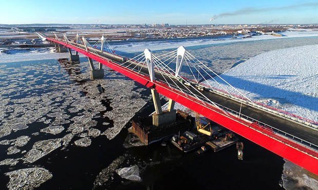 В Благовещенске достроили автомобильный мост до китайского города Хэйхэ