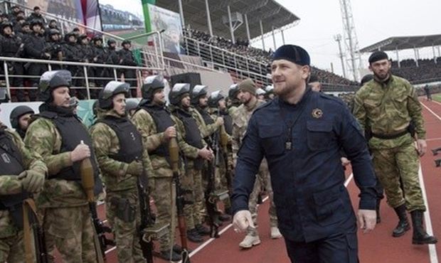 Рамзан Кадыров заявил о готовности 10 тысяч чеченцев отправиться в Украину