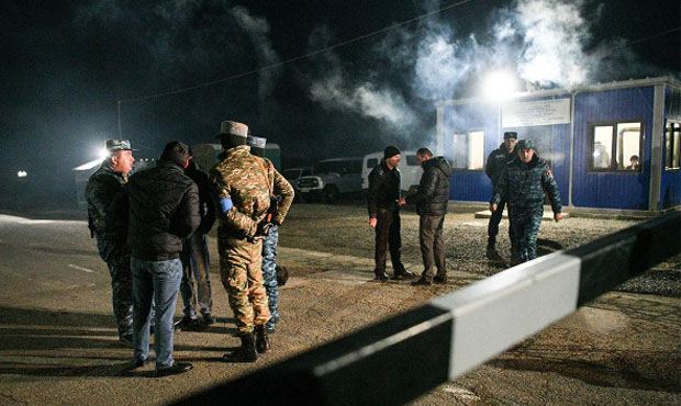 Пашинян призвал Москву разъяснить ситуацию с Лачинским коридором