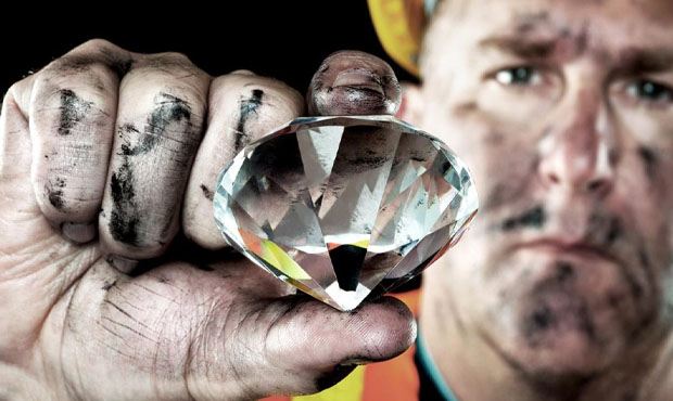 Bloomberg узнал о «тайных сделках» по продаже российских алмазов в Бельгию и Индию