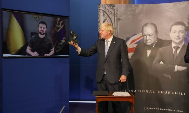Зеленский получил премию имени Черчилля за «невероятное мужество»