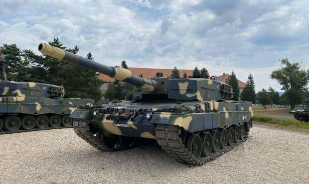 Германия не выполняет договоренности о поставках танков в Восточную Европу взамен переданных Украине