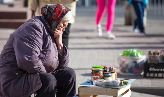 В России растет число малоимущих, которым хватает денег только на еду. Их количество сопоставимо с населением Москвы