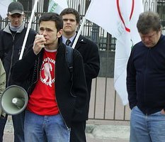 Из «Яблока» исключают «неправильных» демократов