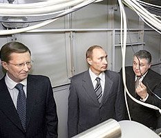 Путин поручил Иванову побрить комара