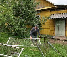 Под Питером обнаружили концлагерь