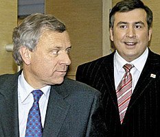 НАТО присоединяется к Грузии