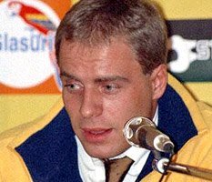 Пилот Формулы-1 взорвался на старте