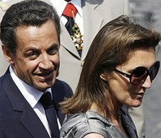 Николя Саркози остался один