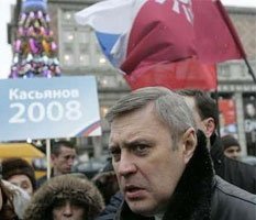 Касьянов поручил сбор подписей "кому попало"