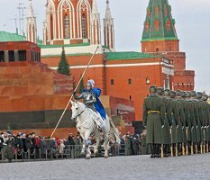 Военный парад от Юдашкина