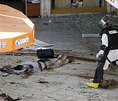 Палестинские смертники прорвались в Израиль