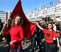 Праздник пришел на улицы Косово