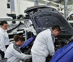 АвтоВАЗ потянулся за отверткой