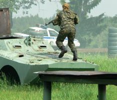 Военную реформу начнут с элитных частей