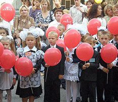 Мал первоклассник, да дорог