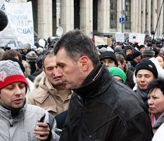 Сторонников Михаила Прохорова обратили в бегство